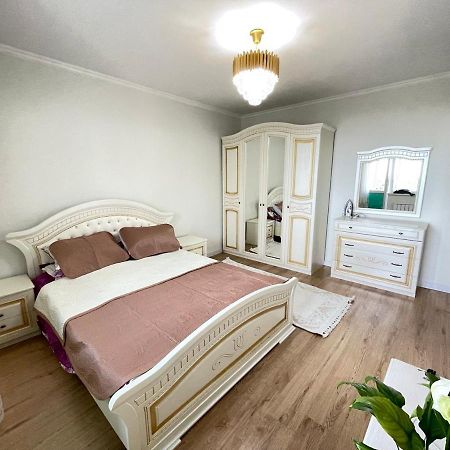 Apartment In Almati Kültér fotó