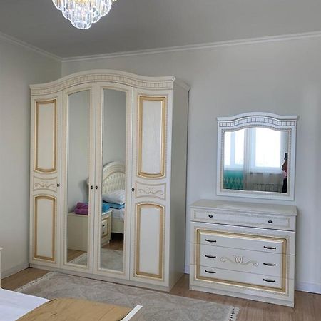 Apartment In Almati Kültér fotó